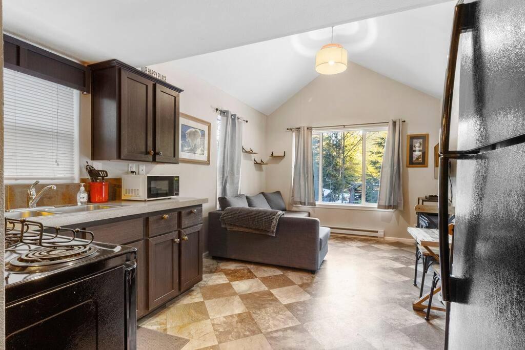 Cozy Tiny Home Steps Away From Mt. Rainier Ashford Εξωτερικό φωτογραφία